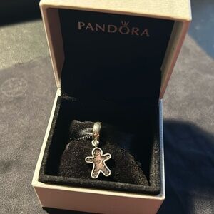 Pandora Gingerbread cookie charm 🫚🍞🙋🏻‍♂️